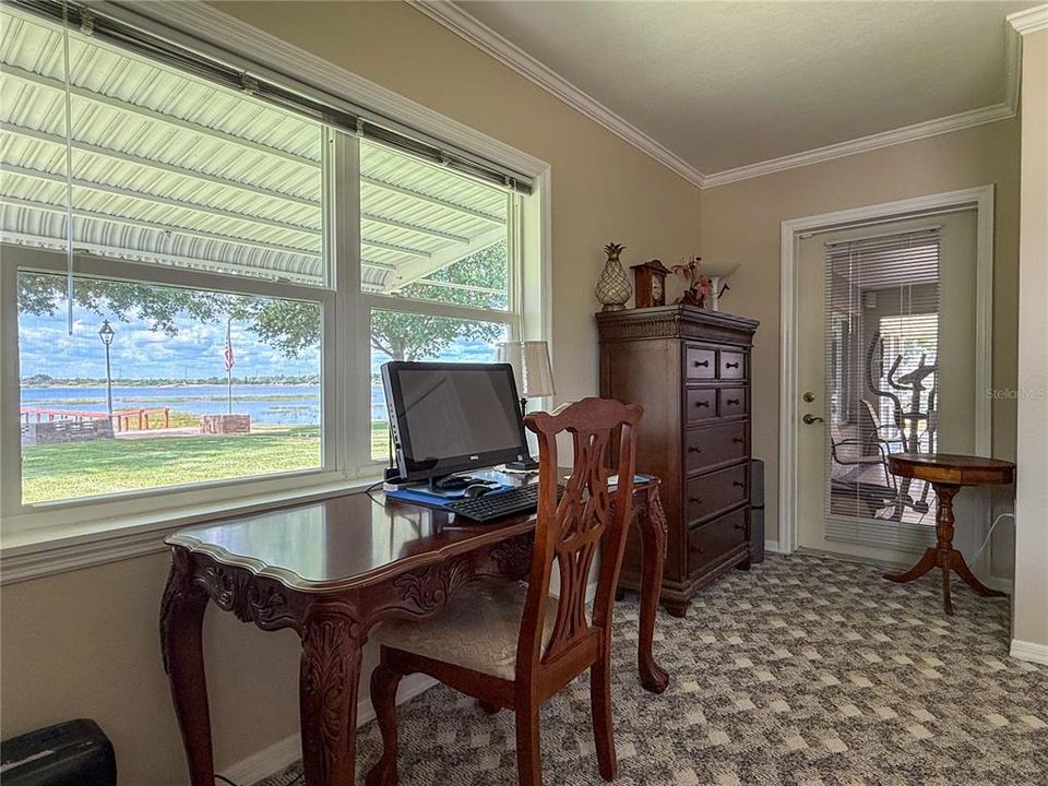 For Sale: $459,000 (2 beds, 2 baths, 1424 Square Feet)