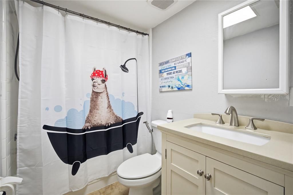For Rent: $1,625 (2 beds, 2 baths, 1084 Square Feet)
