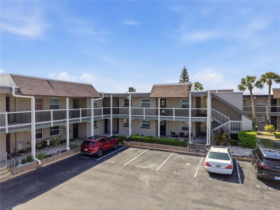 For Rent: $1,625 (2 beds, 2 baths, 1084 Square Feet)