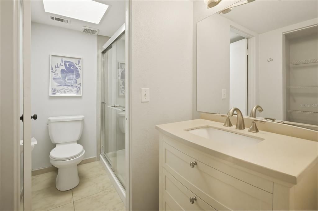For Rent: $1,625 (2 beds, 2 baths, 1084 Square Feet)