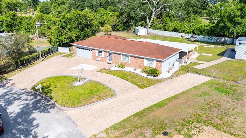 Active With Contract: $449,000 (3 beds, 2 baths, 2207 Square Feet)