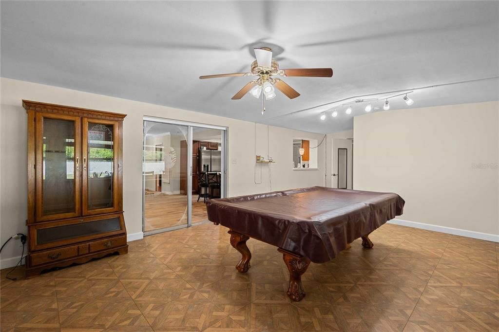 Active With Contract: $449,000 (3 beds, 2 baths, 2207 Square Feet)