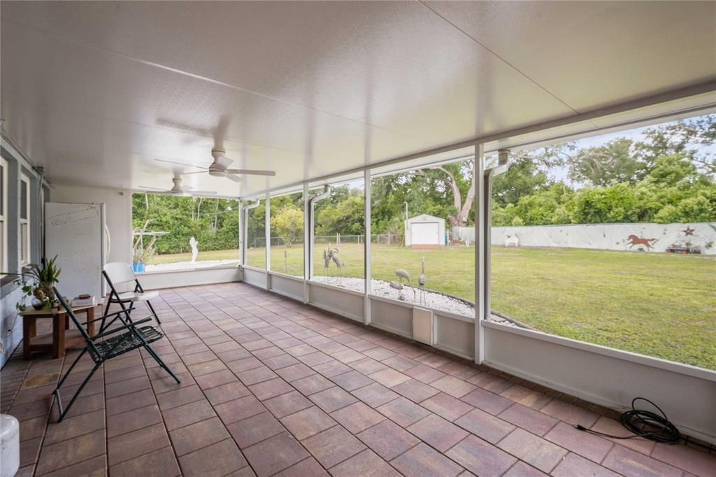 Active With Contract: $449,000 (3 beds, 2 baths, 2207 Square Feet)