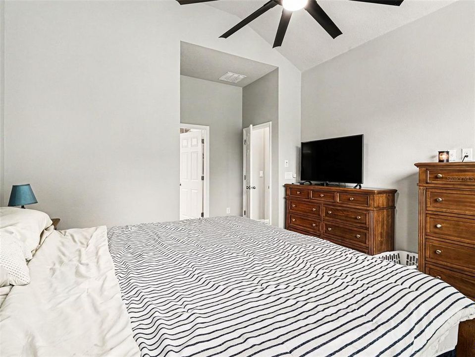 For Sale: $528,000 (4 beds, 3 baths, 2779 Square Feet)