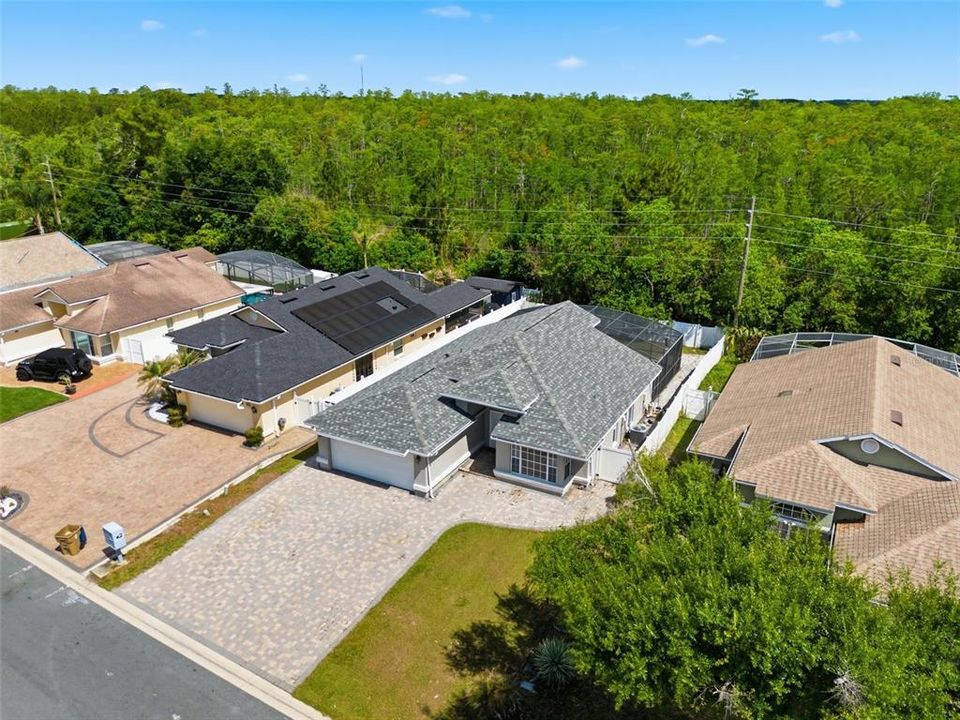 Activo con contrato: $359,990 (3 camas, 2 baños, 1410 Pies cuadrados)