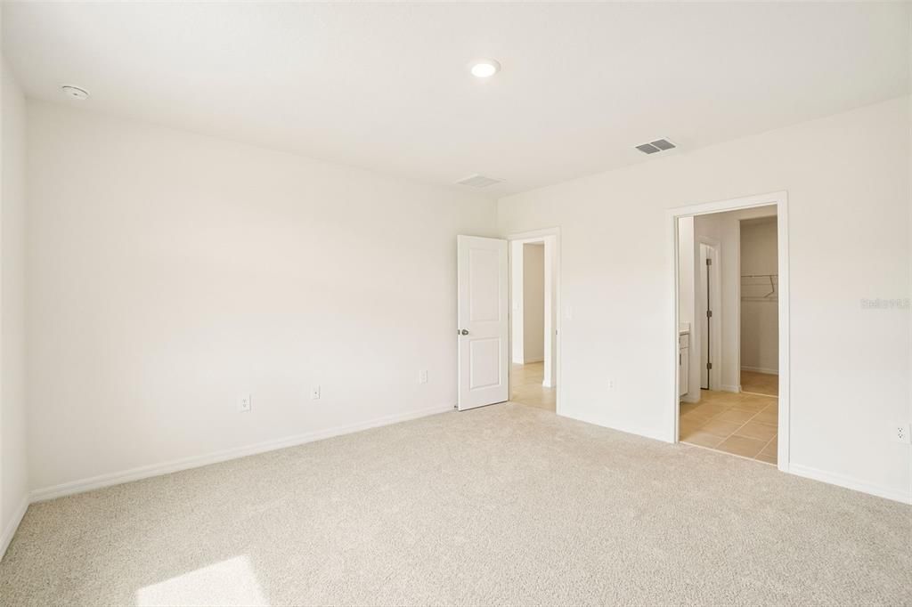 Active With Contract: $359,000 (4 beds, 2 baths, 1840 Square Feet)