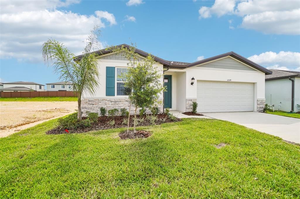Active With Contract: $359,000 (4 beds, 2 baths, 1840 Square Feet)