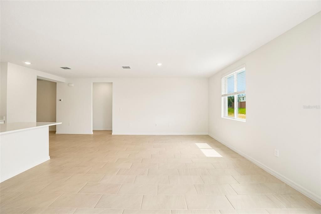 Active With Contract: $359,000 (4 beds, 2 baths, 1840 Square Feet)