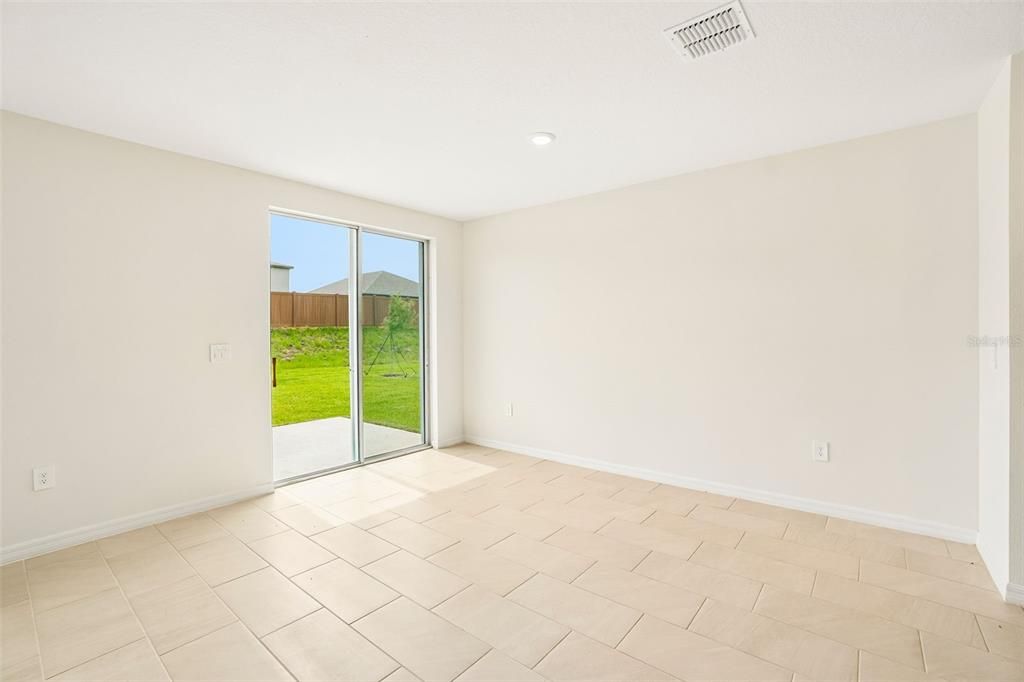 Active With Contract: $359,000 (4 beds, 2 baths, 1840 Square Feet)