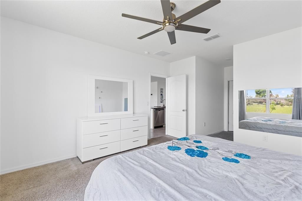Active With Contract: $375,000 (3 beds, 2 baths, 1672 Square Feet)