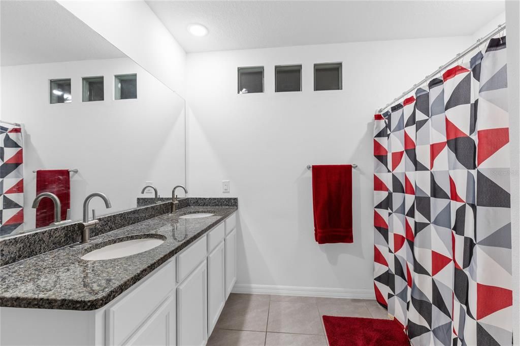 Active With Contract: $375,000 (3 beds, 2 baths, 1672 Square Feet)