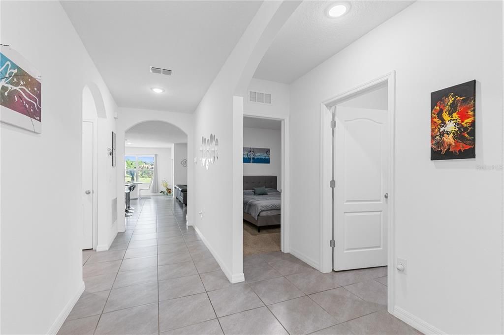 Active With Contract: $375,000 (3 beds, 2 baths, 1672 Square Feet)