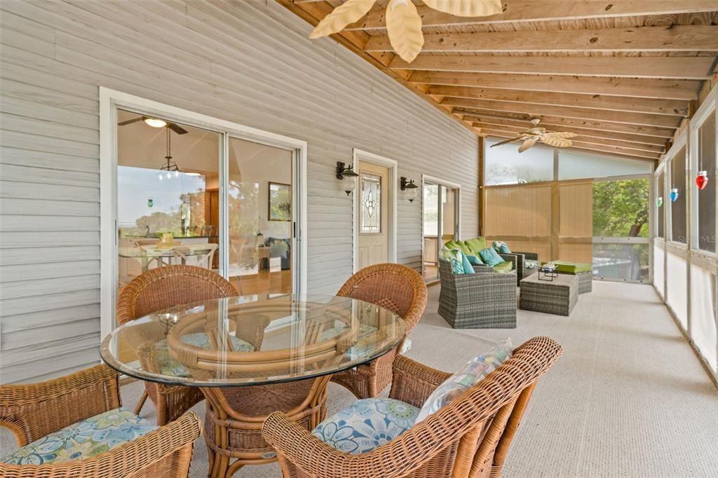 For Sale: $449,900 (2 beds, 1 baths, 1536 Square Feet)