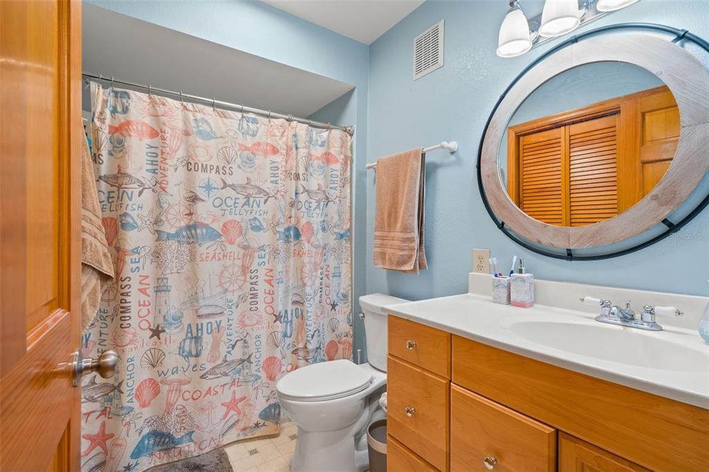 For Sale: $449,900 (2 beds, 1 baths, 1536 Square Feet)