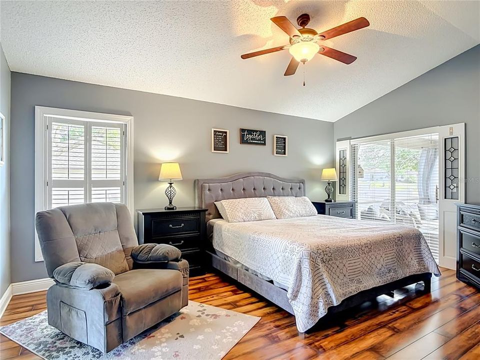Active With Contract: $365,000 (3 beds, 2 baths, 1893 Square Feet)