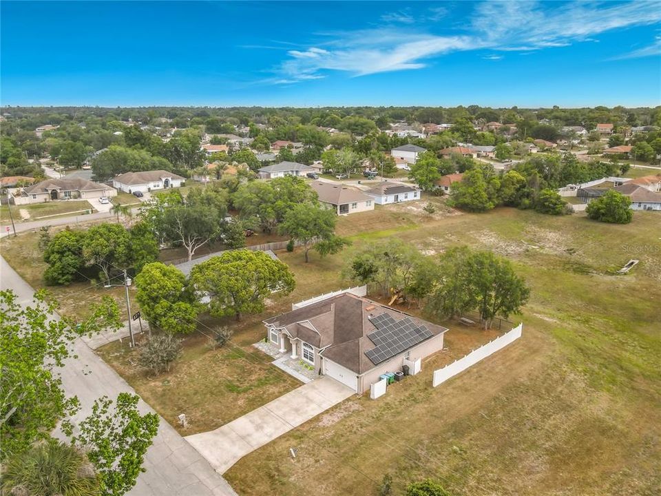 Active With Contract: $365,000 (3 beds, 2 baths, 1893 Square Feet)