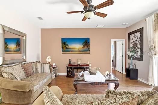 For Sale: $399,900 (4 beds, 2 baths, 1839 Square Feet)