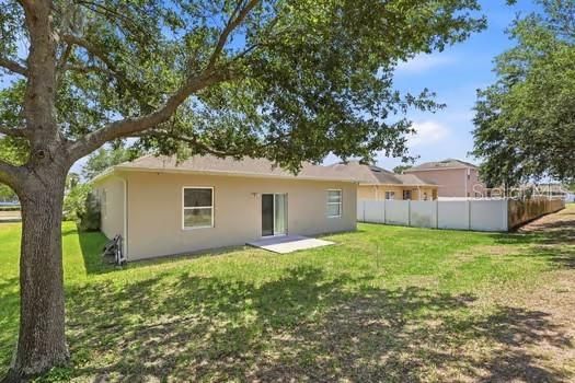 For Sale: $399,900 (4 beds, 2 baths, 1839 Square Feet)