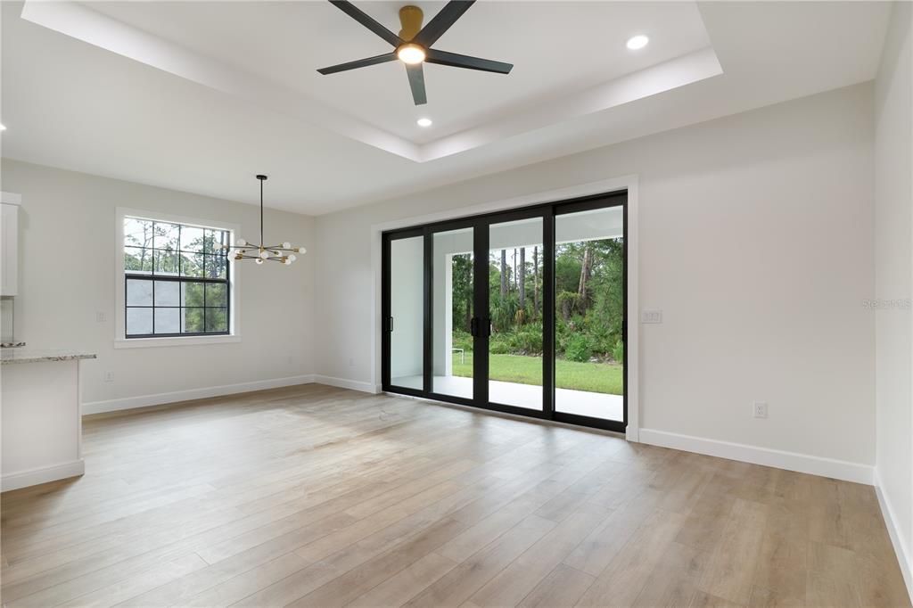 Activo con contrato: $339,990 (3 camas, 2 baños, 1522 Pies cuadrados)