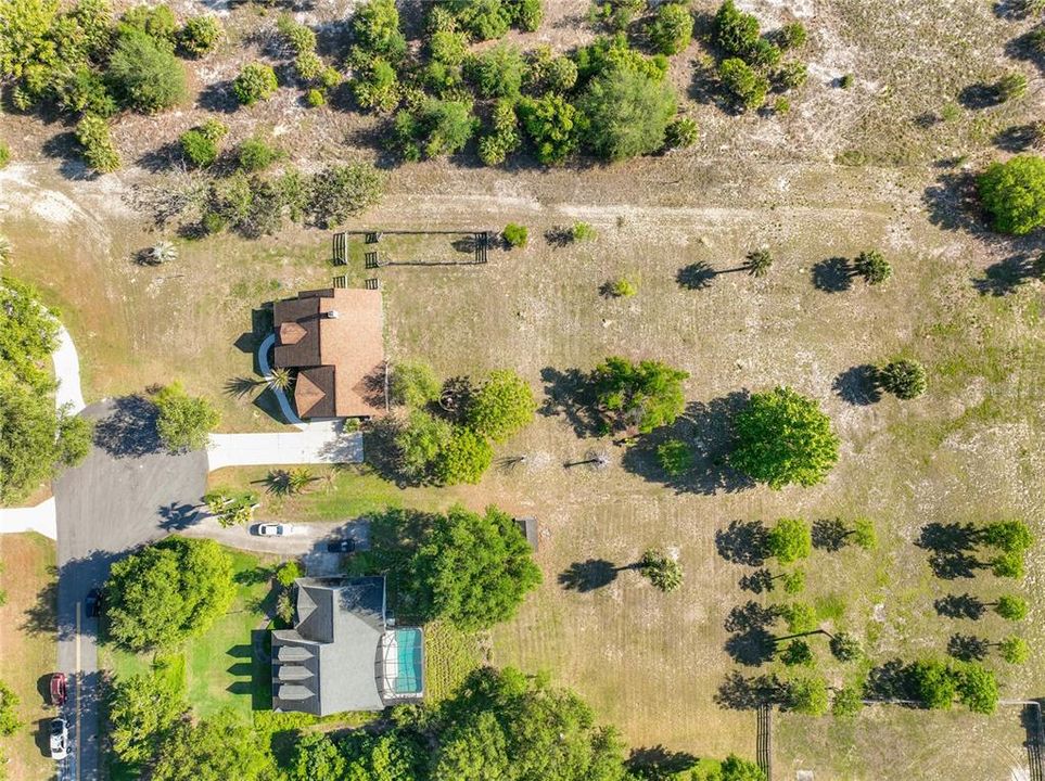 Под контрактом: $475,000 (3 спален, 2 ванн, 1892 Квадратных фут)