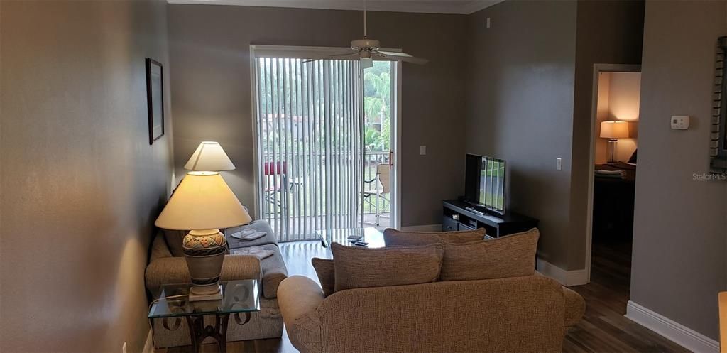 For Sale: $225,000 (1 beds, 1 baths, 750 Square Feet)