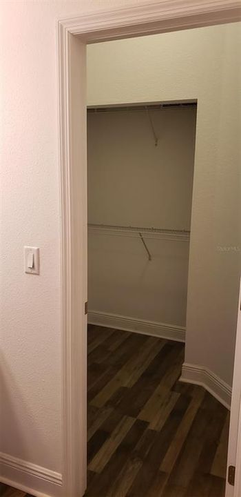 For Sale: $225,000 (1 beds, 1 baths, 750 Square Feet)