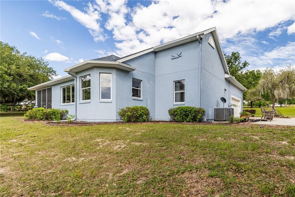For Sale: $849,000 (4 beds, 3 baths, 2066 Square Feet)