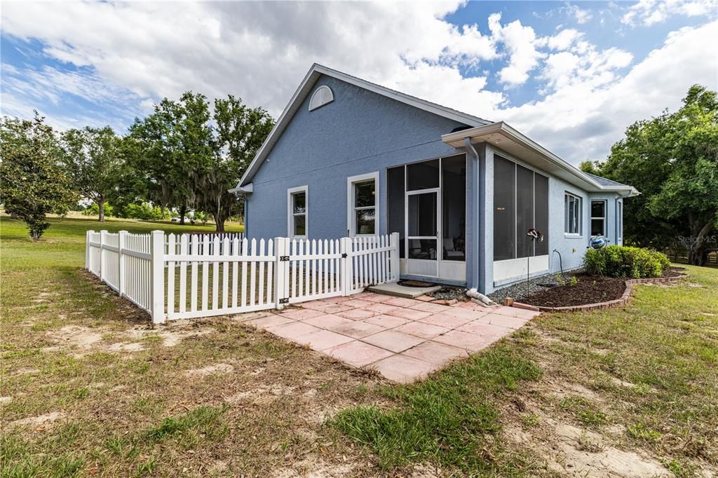 For Sale: $849,000 (4 beds, 3 baths, 2066 Square Feet)