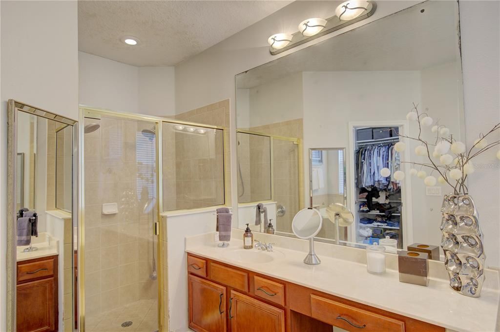 For Sale: $1,095,000 (4 beds, 4 baths, 4157 Square Feet)