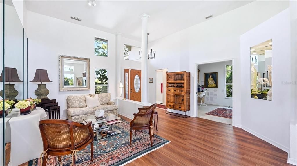 For Rent: $4,600 (3 beds, 2 baths, 2158 Square Feet)
