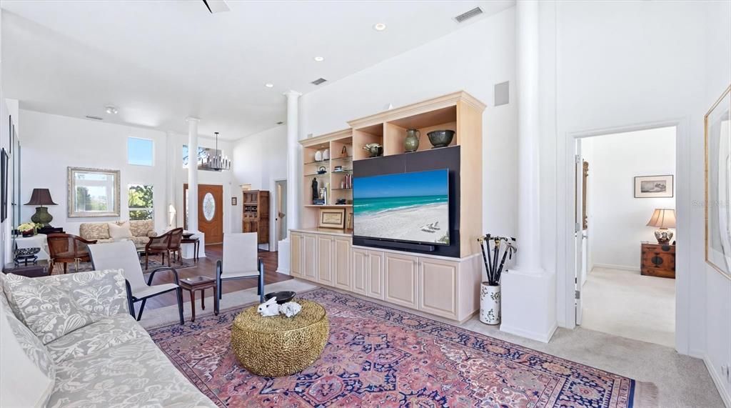 For Rent: $4,600 (3 beds, 2 baths, 2158 Square Feet)