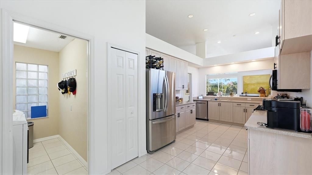 For Rent: $4,600 (3 beds, 2 baths, 2158 Square Feet)