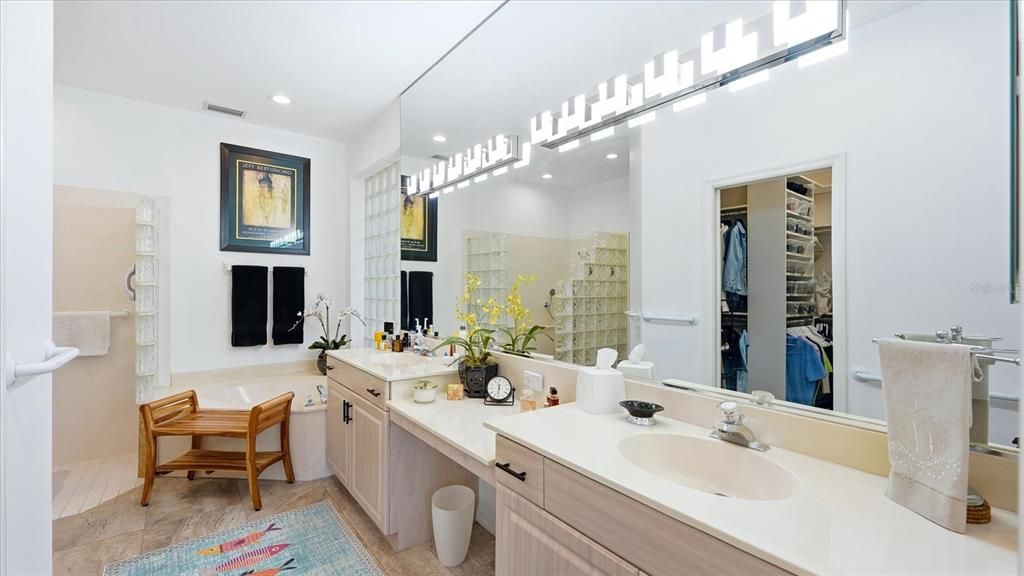 For Rent: $4,600 (3 beds, 2 baths, 2158 Square Feet)