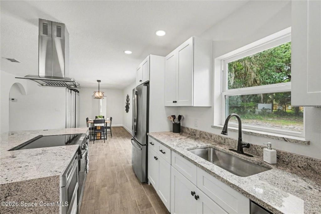 For Sale: $429,000 (3 beds, 2 baths, 1268 Square Feet)