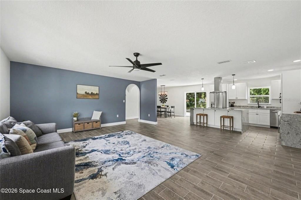 For Sale: $429,000 (3 beds, 2 baths, 1268 Square Feet)