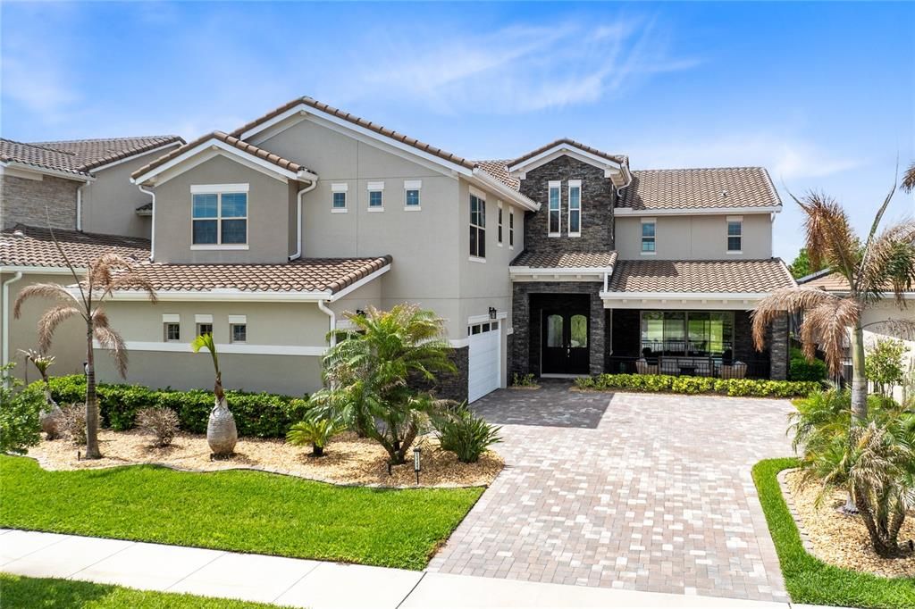 For Sale: $1,650,000 (5 beds, 5 baths, 4636 Square Feet)