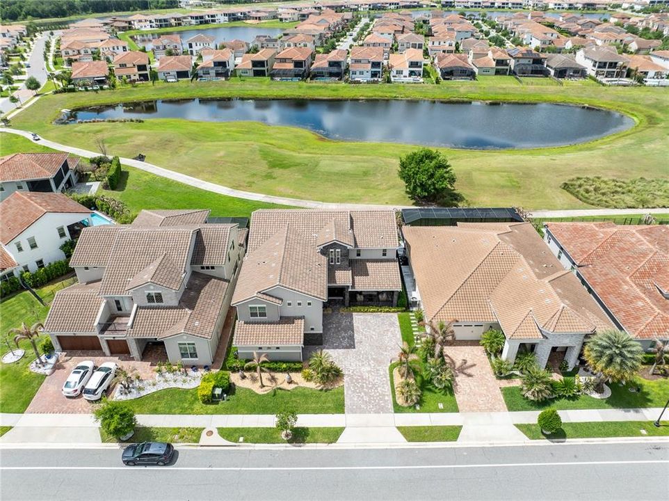 For Sale: $1,650,000 (5 beds, 5 baths, 4636 Square Feet)