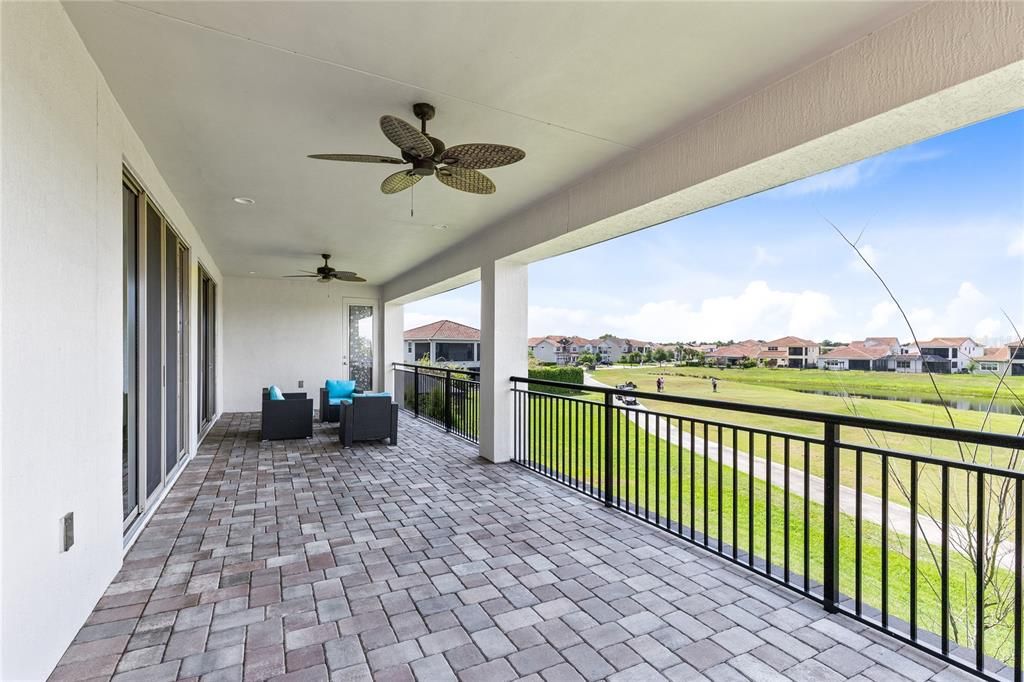 For Sale: $1,650,000 (5 beds, 5 baths, 4636 Square Feet)