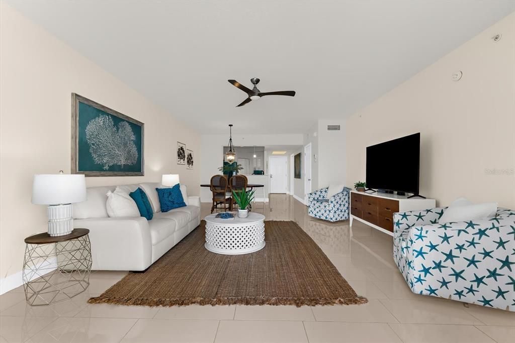 For Sale: $1,111,111 (2 beds, 2 baths, 1395 Square Feet)