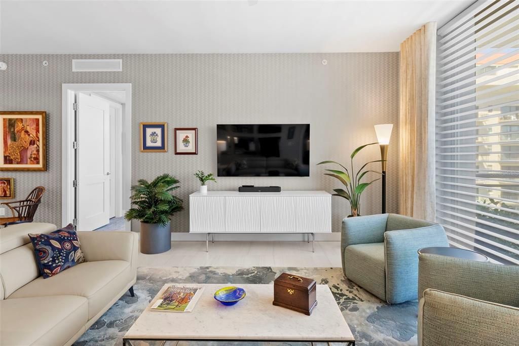 En Venta: $1,599,000 (2 camas, 3 baños, 2068 Pies cuadrados)
