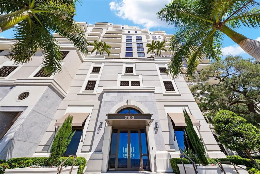 En Venta: $1,599,000 (2 camas, 3 baños, 2068 Pies cuadrados)
