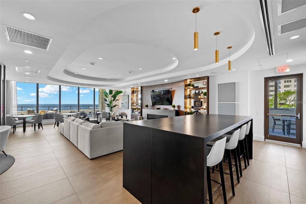 En Venta: $1,599,000 (2 camas, 3 baños, 2068 Pies cuadrados)