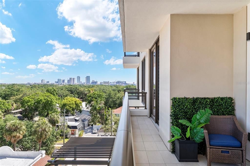 En Venta: $1,599,000 (2 camas, 3 baños, 2068 Pies cuadrados)