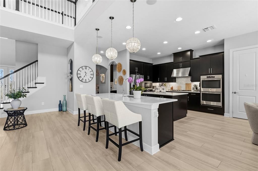 For Sale: $2,299,000 (5 beds, 4 baths, 5171 Square Feet)