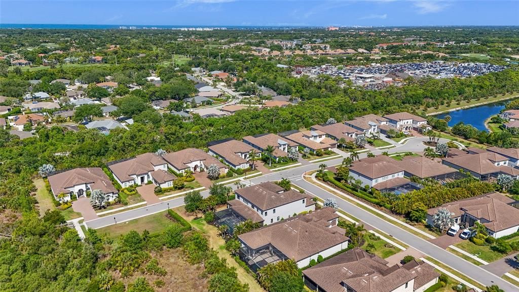 For Sale: $2,299,000 (5 beds, 4 baths, 5171 Square Feet)