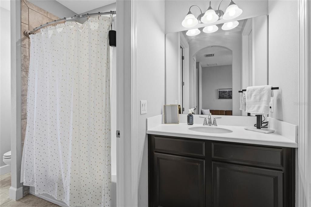 For Sale: $2,299,000 (5 beds, 4 baths, 5171 Square Feet)