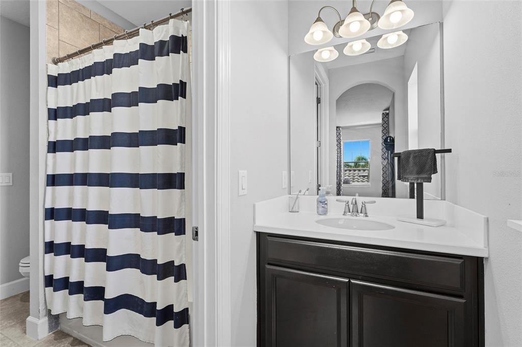 For Sale: $2,299,000 (5 beds, 4 baths, 5171 Square Feet)