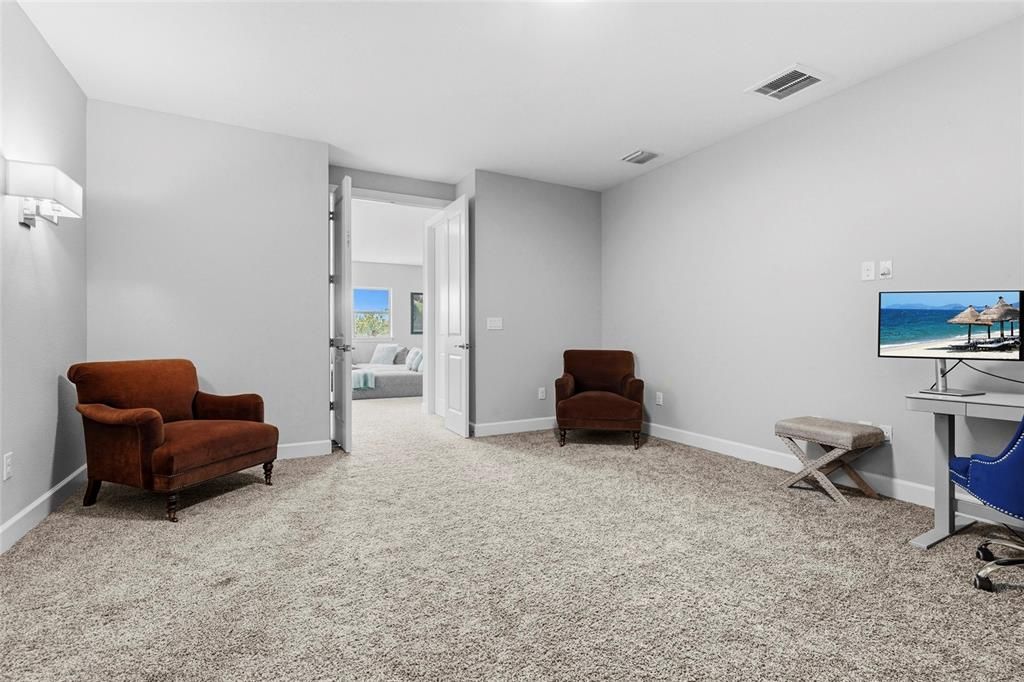For Sale: $2,299,000 (5 beds, 4 baths, 5171 Square Feet)