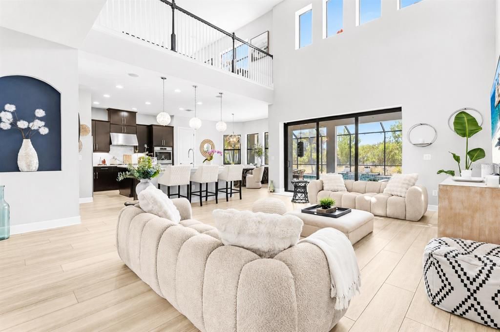 For Sale: $2,299,000 (5 beds, 4 baths, 5171 Square Feet)