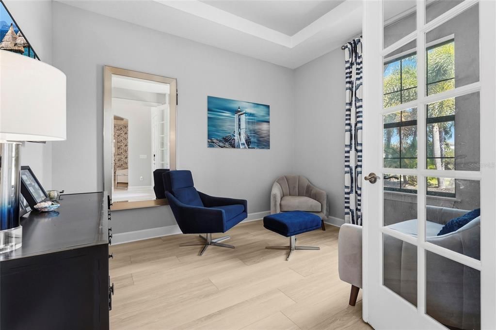 For Sale: $2,299,000 (5 beds, 4 baths, 5171 Square Feet)